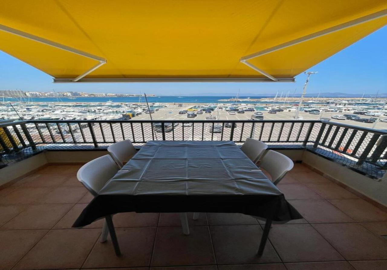 شقة Piso Delante De Mar L' Escala المظهر الخارجي الصورة